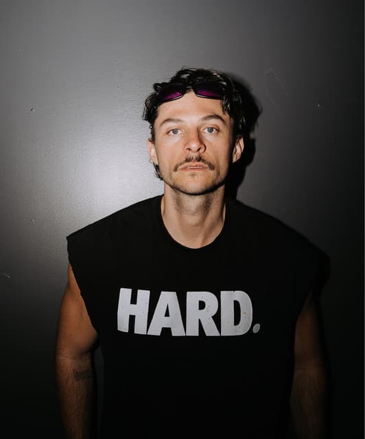 Jake Shore-art